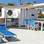 Danae - Seaside With Pool & Hot Tub Βίλα Πίσω Λιβάδι
