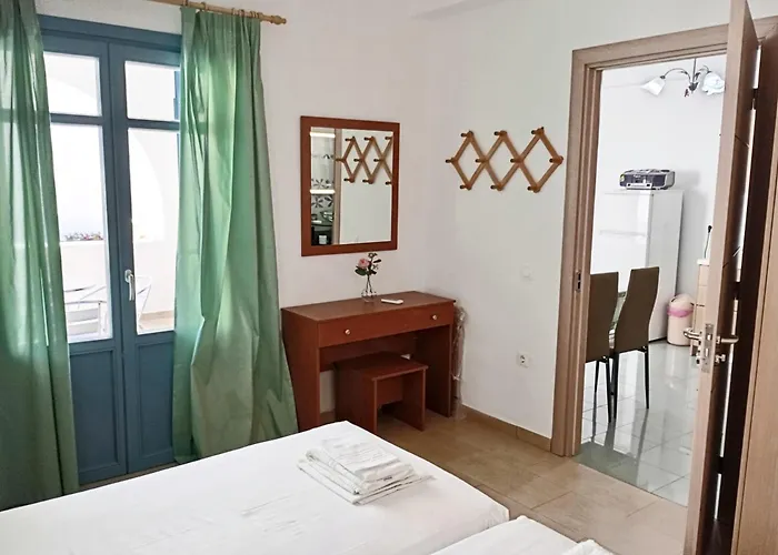 Villa Danae - Seaside With Pool & Hot Tub